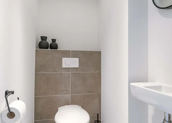 Huswell - Very Pleasant With Communal Pool Appartement